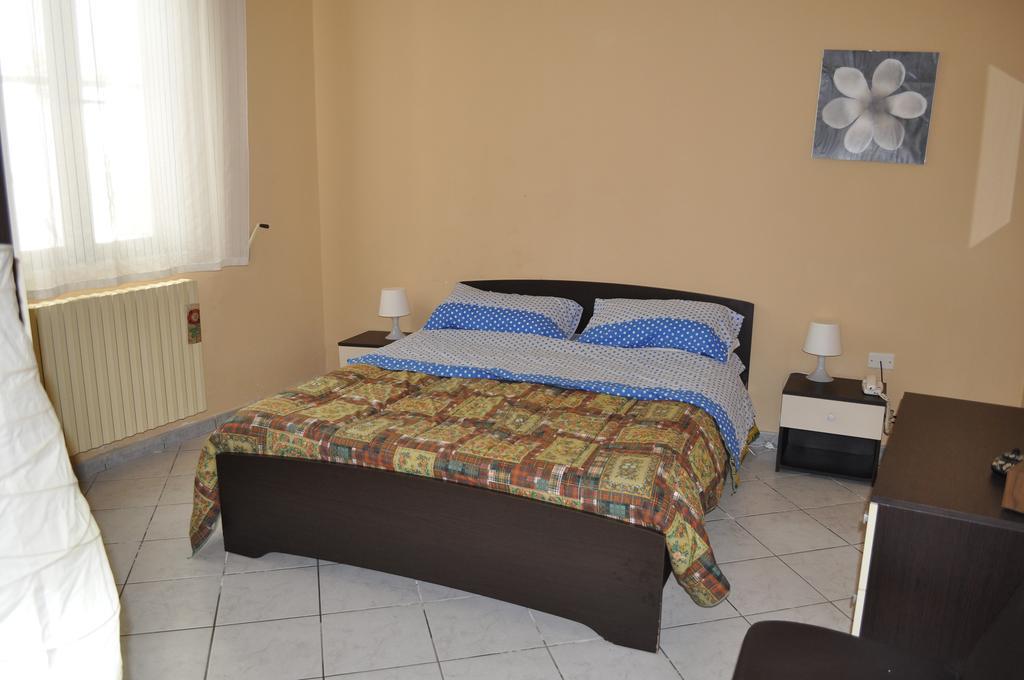Casa Vacanza L'Aquilone 캄피 살렌티나 외부 사진
